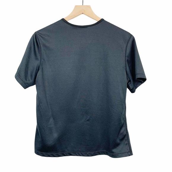 Nike Dri Fit V Neck Top Black White Logo Embroidered Size Medium Active Wear - Picture 2 of 6